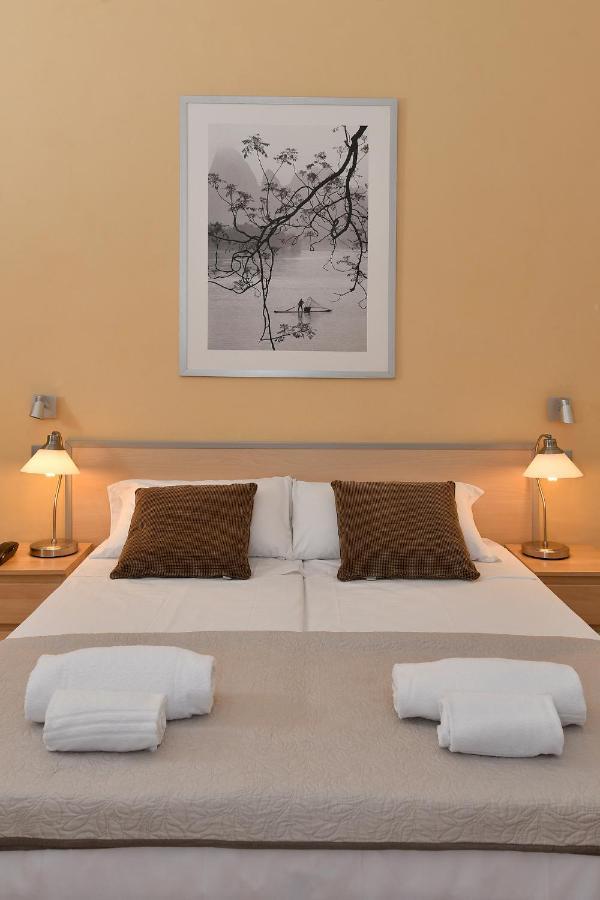 Hotel Butterfly Montecatini Terme Exterior photo