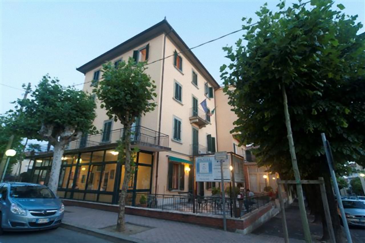 Hotel Butterfly Montecatini Terme Exterior photo